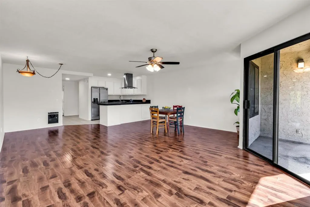 2507 Navarra Dr 202, Carlsbad, California 92009 home-pic-10